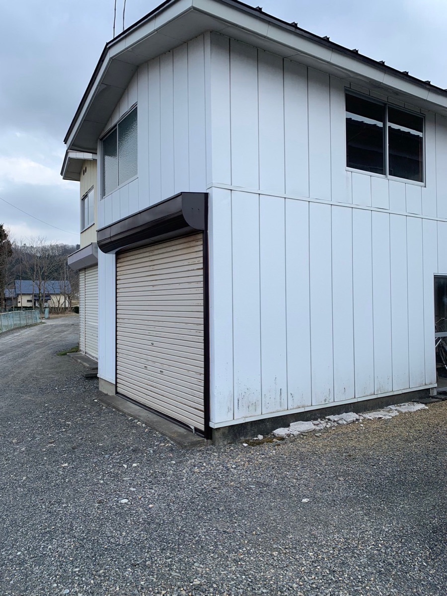 付帯設備の車庫兼物置